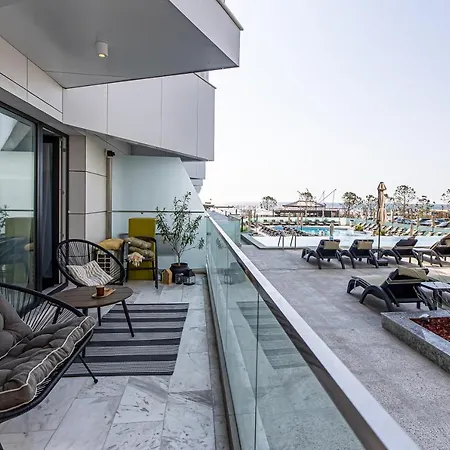 Apartment Aqua Vista Infinity La Mare Si Parcare Privata - Infinity Pool - &